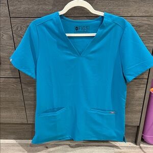 Figs Women's Casma Scrub Top